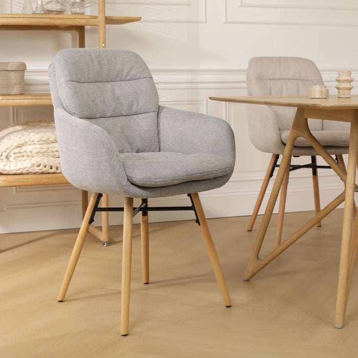 Nena-Mia eetkamerstoel grijs - houten onderstel met armleuning - stof - luxe - armstoel - hoge rugleuning scandinavisch - naturel houten poten - comfortabele