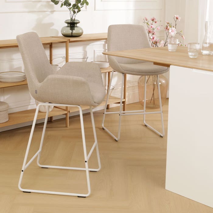 Nino-Eef barkruk beige - wit onderstel - 75 cm barstoel - rugleuning - barkruk - armleuning - hoge - design - luxe - stof - bruin - scandinavisch - japandi