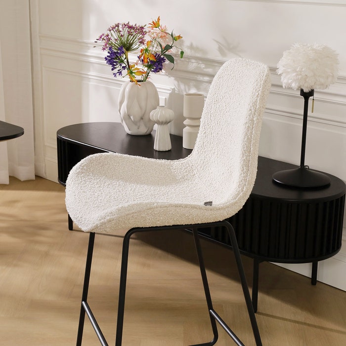 Nino-Fé barkruk bouclé beige - zwart onderstel - 75 cm barstoel - rugleuning - hoge - stof - scandinavisch - modern - creme