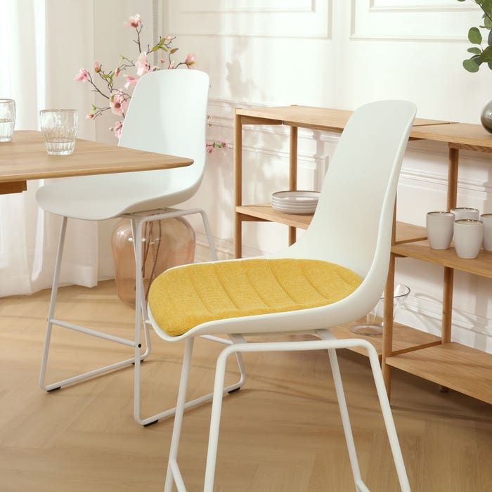 scandinavische barkruk wit met okergeel zitkussen - wit onderstel - 65 cm Nino-Liv