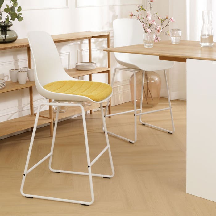 Nino-Liv barkruk wit met okergeel zitkussen - wit onderstel - 65 cm barstoel - rugleuning - kookeiland - kunststof - zithoogte 65 cm - lage - scandinavisch