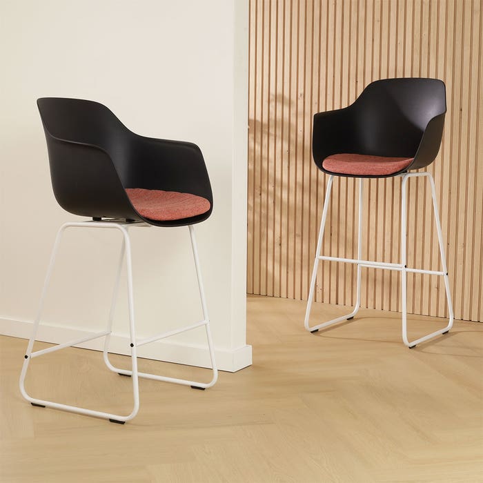 scandinavische barkruk zwart met terracotta rood zitkussen - wit onderstel - 65 cm Nino-Liz