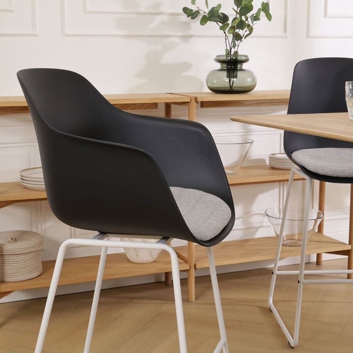 Nino-Liz barkruk zwart en lichtgrijs zitkussen - wit onderstel - 75 cm barstoel - armleuning - rugleuning - hoge - luxe - stof - scandinavisch - comfortabele - japandi