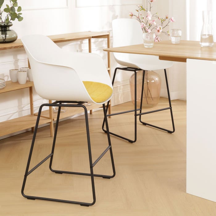 scandinavische barkruk wit met okergeel zitkussen - zwart onderstel - 65 cm Nino-Liz