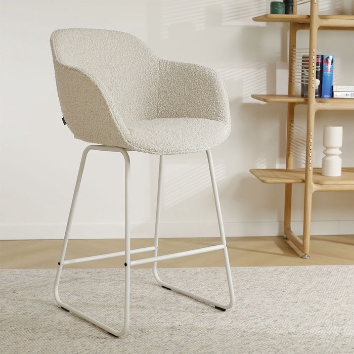 scandinavische hoge barkruk bouclé beige - wit onderstel - 75 cm - Nino-Mare 