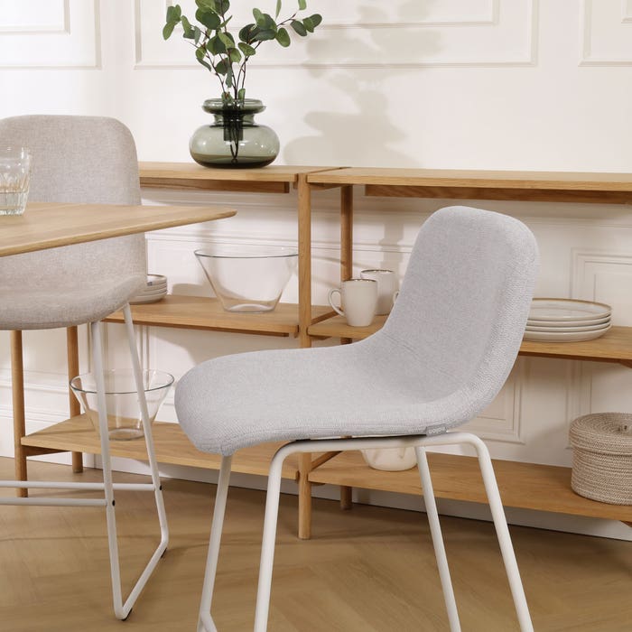 scandinavische hoge barkruk lichtgrijs - wit onderstel - 75 cm Nino-Mats