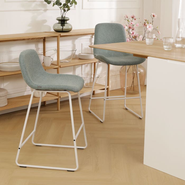 Nino-Mats barkruk zachtgroen - wit onderstel - 75 cm barstoel - kookeiland - stof - zithoogte 75 cm - lage - scandinavisch