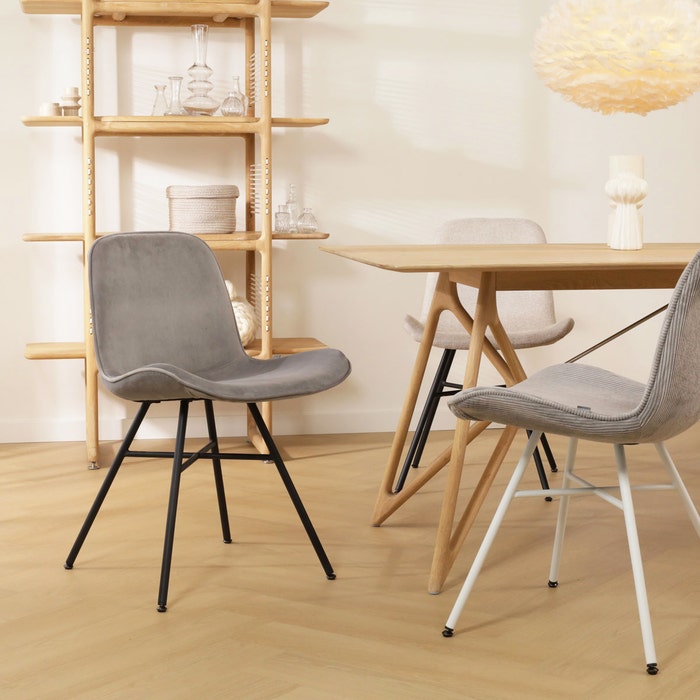 minimalistische eetkamerstoel velvet grijs - zwart onderstel Noa-Fé 
