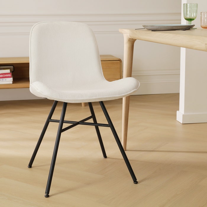 Noa-Fé eetkamerstoel rib creme - zwart onderstel stof - crème - modern - ribstof - zwarte poten - corduroy - scandinavisch - elegant - minimalistisch