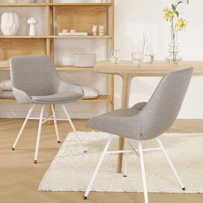 Noa-Isa eetkamerstoel warm grijs - wit onderstel design - scandinavisch - stof - luxe - modern - witte poten