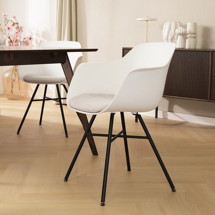 scandinavische eetkamerstoel wit met beige zitkussen - zwart onderstel Noa-Liz 