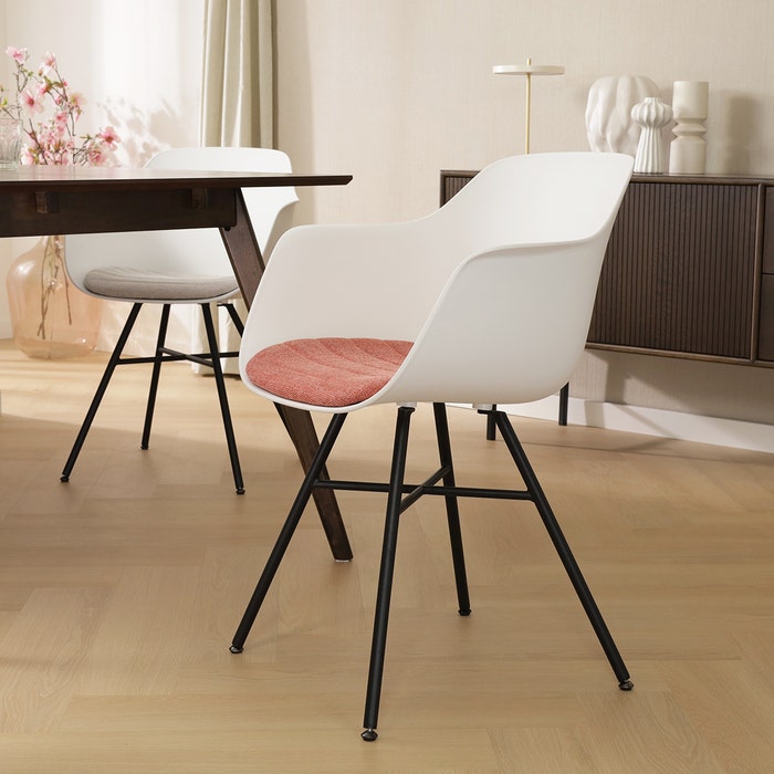 scandinavische eetkamerstoel wit met terracotta rood zitkussen - zwart onderstel Noa-Liz 