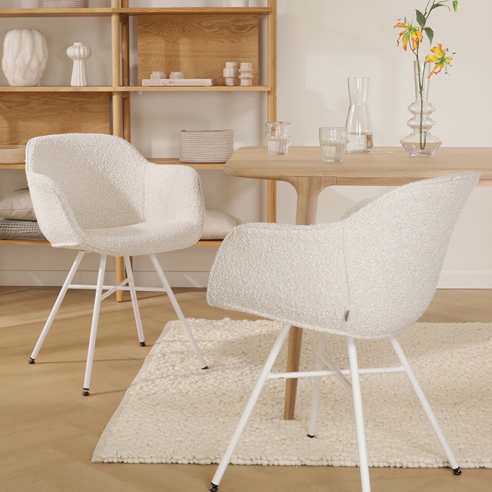 scandinavische eetkamerstoel bouclé beige - wit onderstel Noa-Mare 