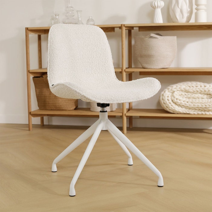 Nola-Fé draaibare eetkamerstoel bouclé beige  - wit onderstel draaibaar - stof - scandinavisch - crème - modern - witte poten - japandi