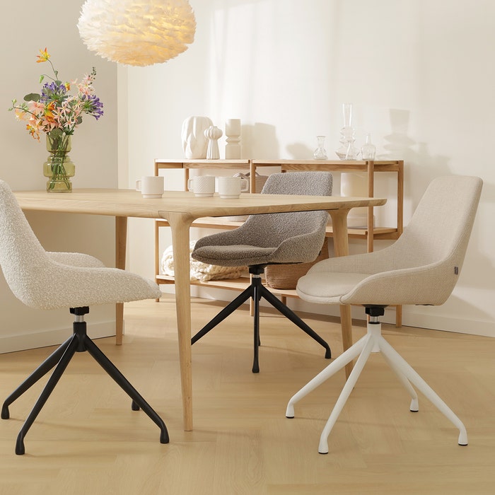 draaibare eetkamerstoel beige - wit onderstel Nola-Isa