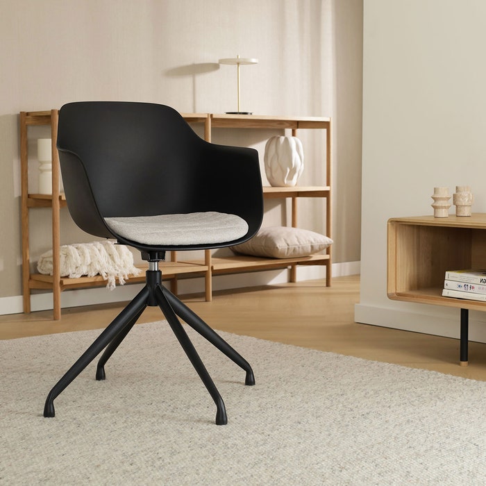Nola-Liz draaibare eetkamerstoel zwart met beige zitkussen - zwart onderstel eetkamerstoel - met armleuning - draaibaar - scandinavisch - modern - armstoel - kunststof - zwarte poten