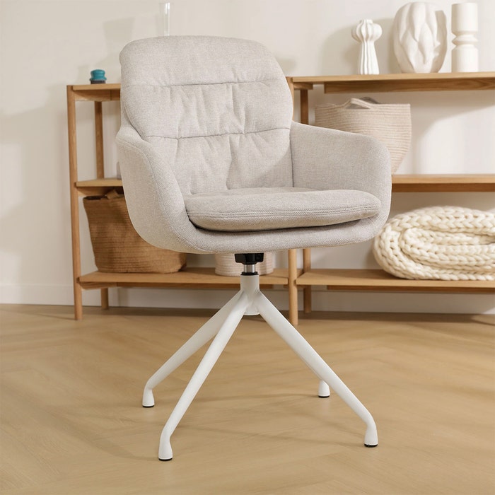 Nola-Mia draaibare eetkamerstoel beige - wit onderstel met armleuning - draaibaar - stof - scandinavisch - luxe - crème - hoge rugleuning - comfortabele - lichtbruin - japandi