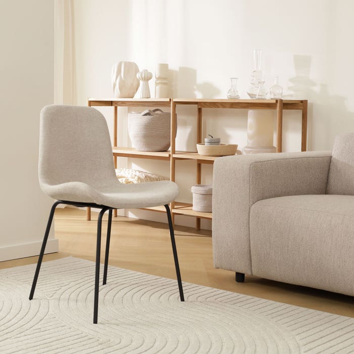 Nora-Fé eetkamerstoel beige - zwart onderstel - set van 2 stof - scandinavisch - modern - crème - zwarte poten - lichtbruin - set van 2 - elegant