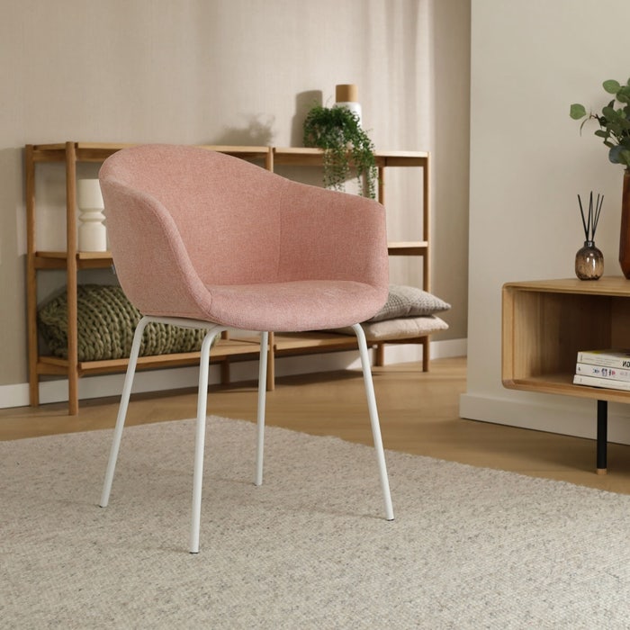 Nora-Otis eetkamerstoel zacht roze - wit onderstel met armleuning - stoffen - armstoel - modern - lichtroze - japandi - comfortabel