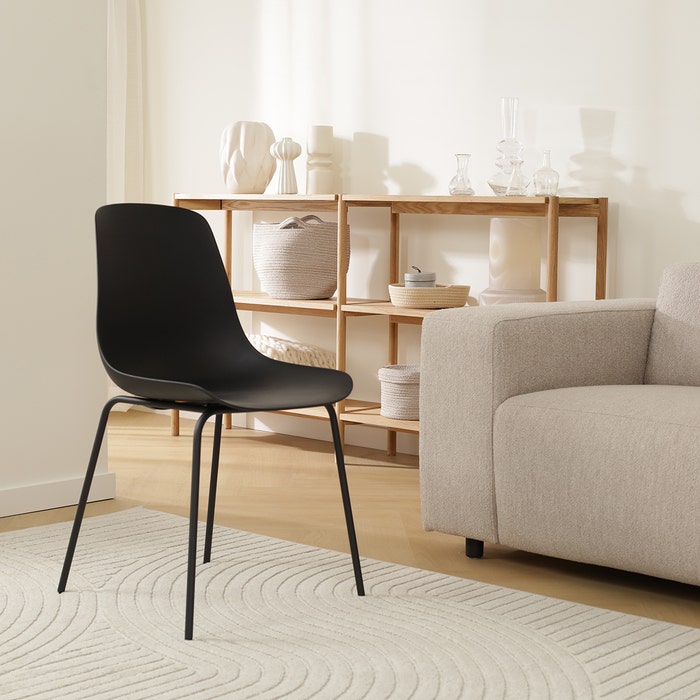 Nora-Pip eetkamerstoel zwart - zwart onderstel - set van 2 eetkamerstoel - kunststof - kuip - zwarte poten - scandinavisch - set van 2