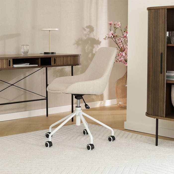 scandinavische vergaderstoel beige - wit onderstel Nout-Isa 