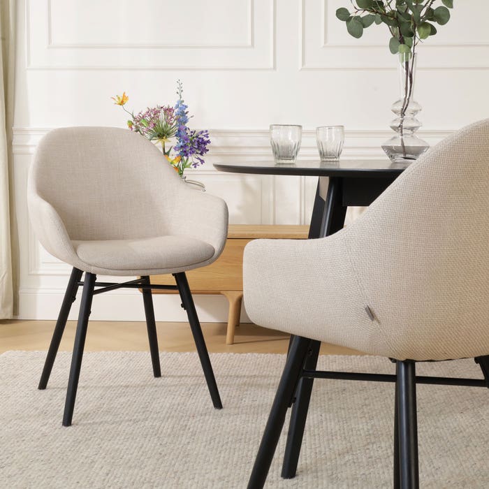 Nova-Mae eetkamerstoel beige - zwart onderstel - met armleuning - design - bruin - scandinavisch - stof - luxe - armstoel - comfortabele