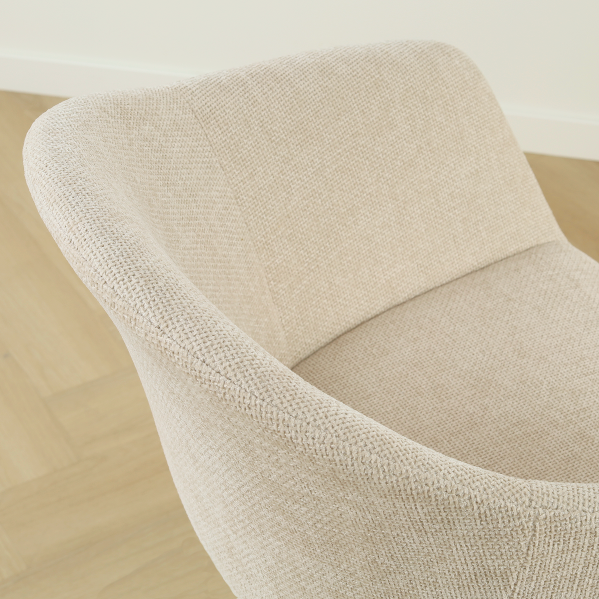 detail van de cottonbeige -  wit onderstel noa-otis