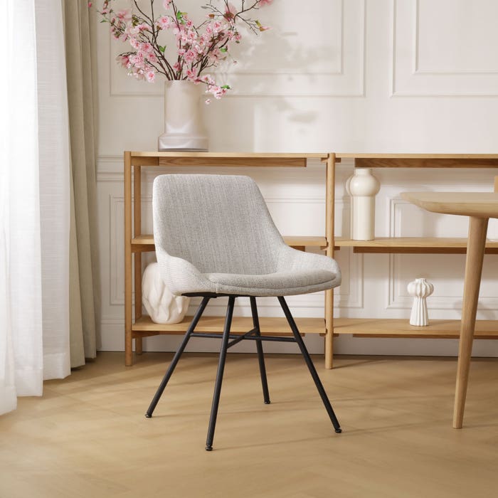 Noa-Isa eetkamerstoel beige gemêleerd - zwart onderstel keukenstoel - scandinavisch - klassiek - stoffen - crème - zonder armleuning - comfortabele- zwarte poten - gebroken wit