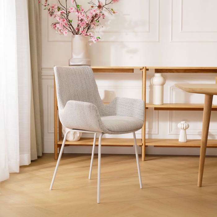 Nora-Eef eetkamerstoel beige gemêleerd - wit onderstel met armleuning - stoffen stoel - klassiek - crème - comfortabele - minimalistisch - gebroken wit