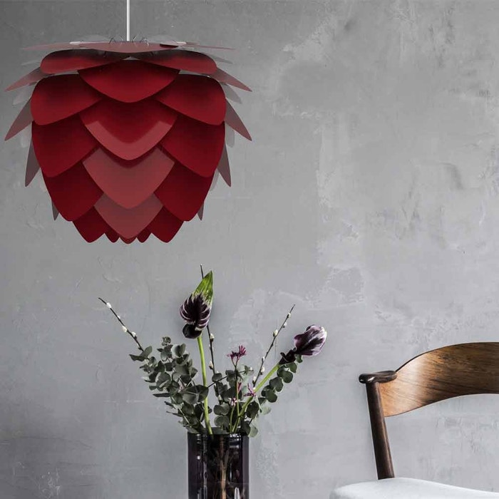 Aluvia Medium hanglamp ruby red - met koordset wit - Ø 59 cm - rood - artichok