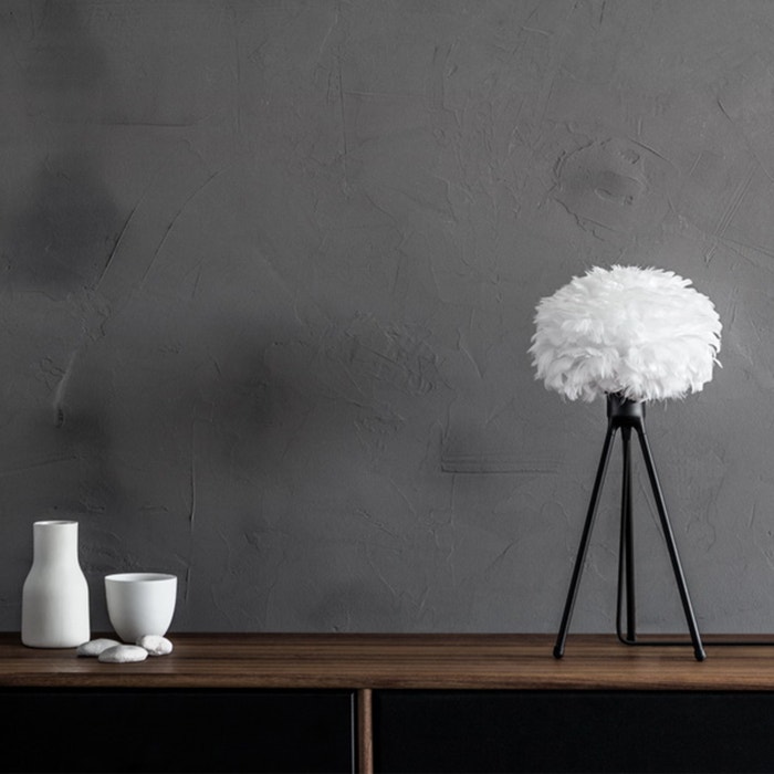 Eos Micro tafellamp light grey - met tripod zwart - Ø 22 cm - lichtgrijs - verenlamp