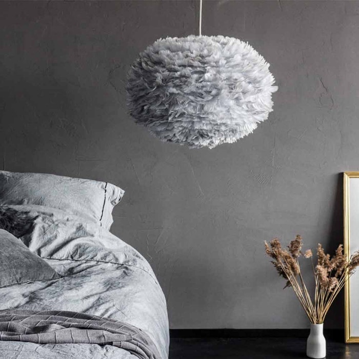 Eos Large hanglamp light grey - met koordset wit - Ø 65 cm - lichtgrijs - veren