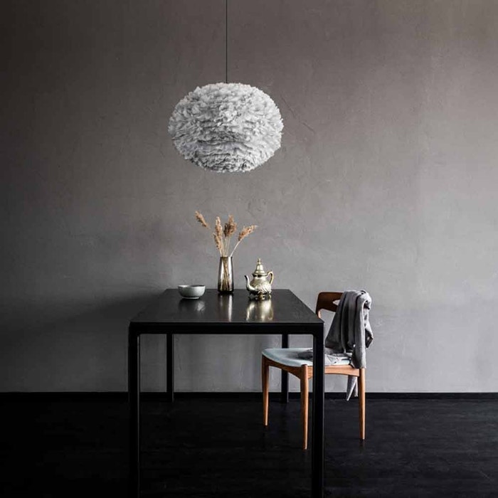 Eos Large hanglamp light grey - met koordset zwart - Ø 65 cm - grijze - verenlamp