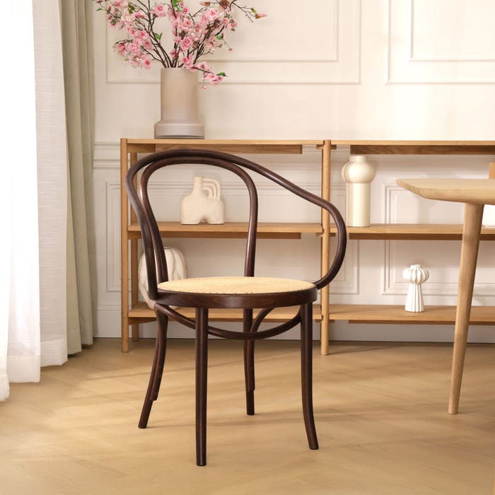 Venice No. 9 houten eetkamerstoel met armleuningen en rotan zitting walnoot - armstoel - scandinavisch - riet - klassiek