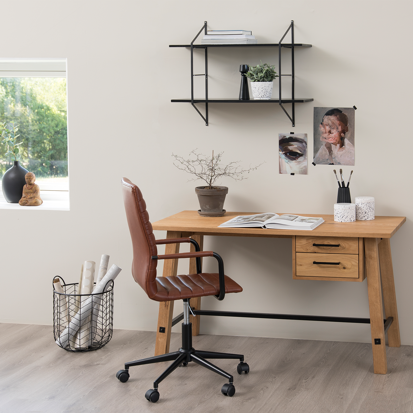 Vera houten wandrek zwart - 76 x 63 cm - wandplanken