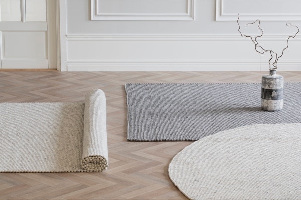 Vloerkleed van wol en groot