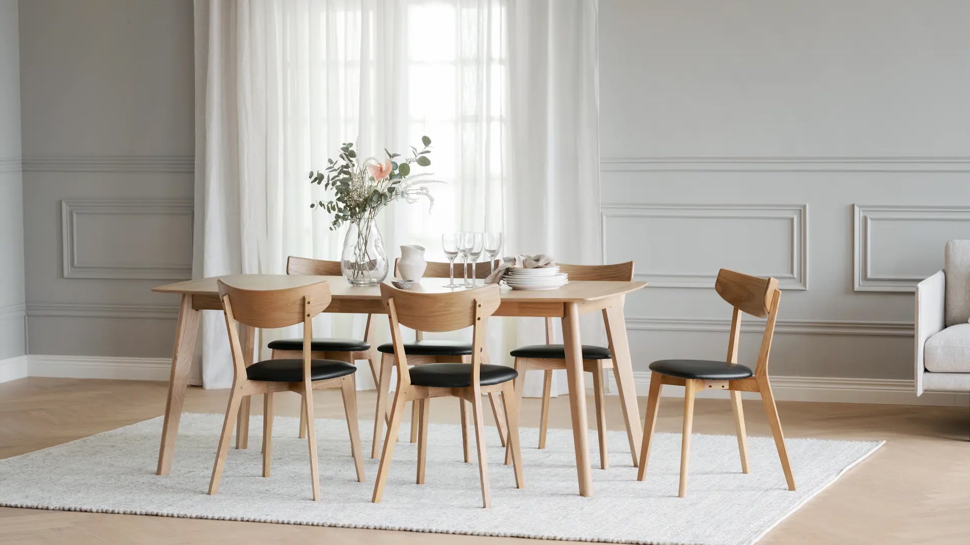 Houten eettafel: welke eetkamerstoelen kiezen?
