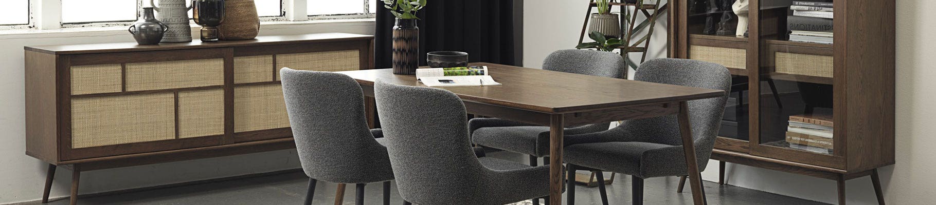 Ontdek alles van Olivine, een merk dat zich onderscheidt door elegante en functionele meubelontwerpen.