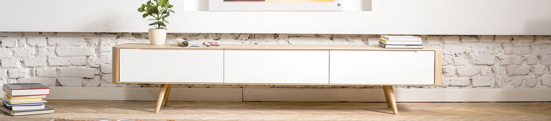 Alles voor de woonkamer: meubels en decoraties om je leefruimte comfortabel en stijlvol in te richten.