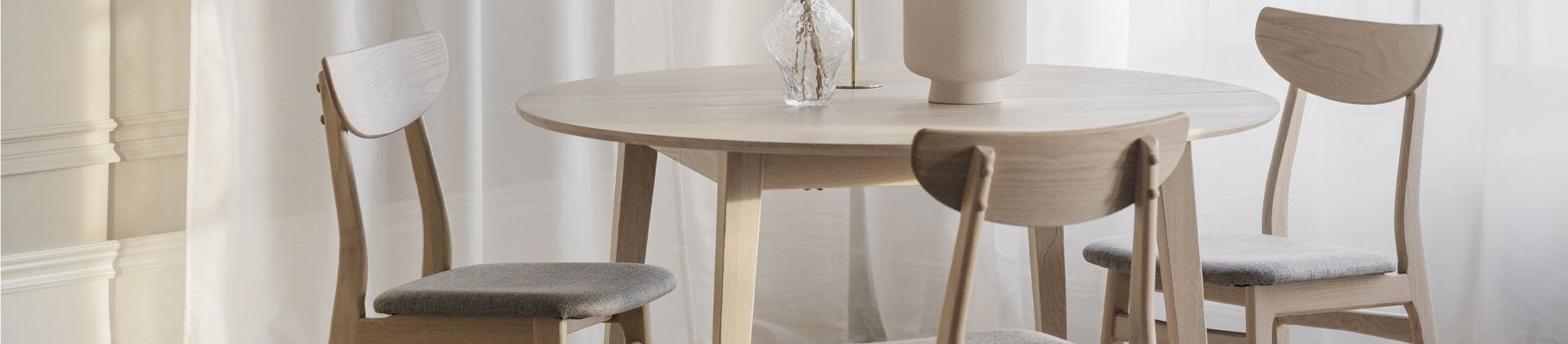 Scandinavische eetkamerstoelen bij Gewoonstijl Scandinavische eetkamerstoelen