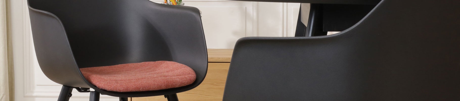 Terracotta eetkamerstoelen