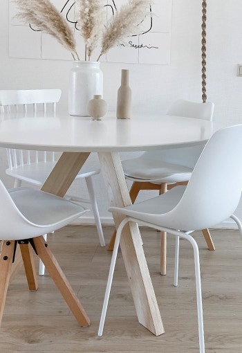 Witte stoelen